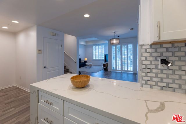 7301 W Manchester Avenue 106, Los Angeles, CA 90045