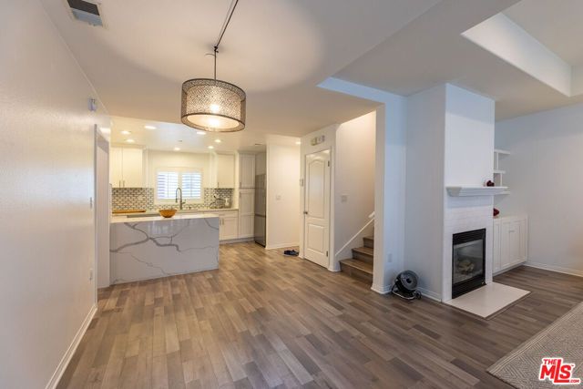 7301 W Manchester Avenue 106, Los Angeles, CA 90045