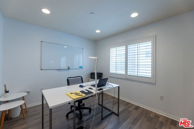 7301 W Manchester Avenue 106, Los Angeles, CA 90045