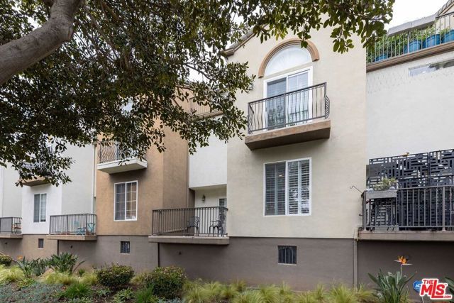 7301 W Manchester Avenue 106, Los Angeles, CA 90045