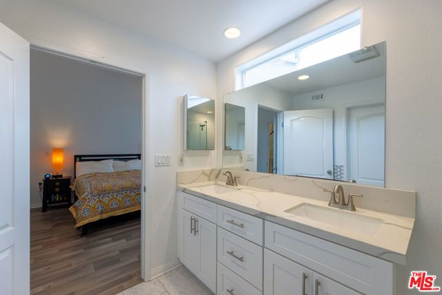 7301 W Manchester Avenue 106, Los Angeles, CA 90045