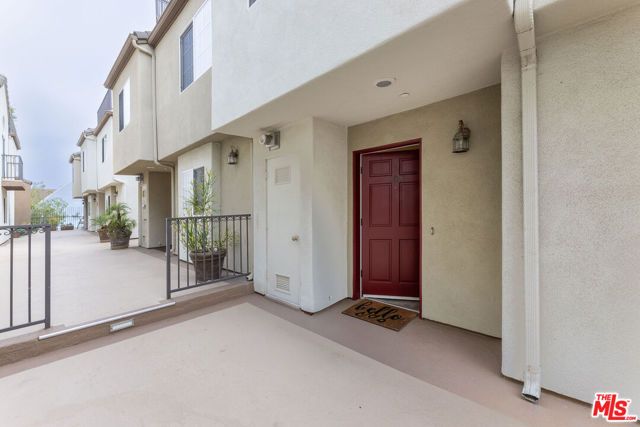 7301 W Manchester Avenue 106, Los Angeles, CA 90045