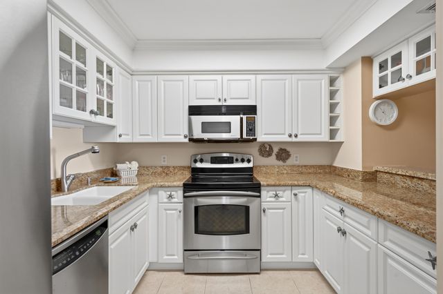 420 Celestial Way 205, Juno Beach, FL 33408