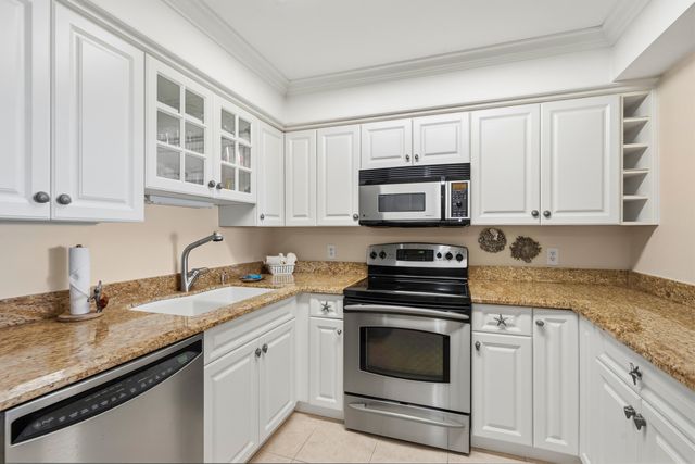 420 Celestial Way 205, Juno Beach, FL 33408