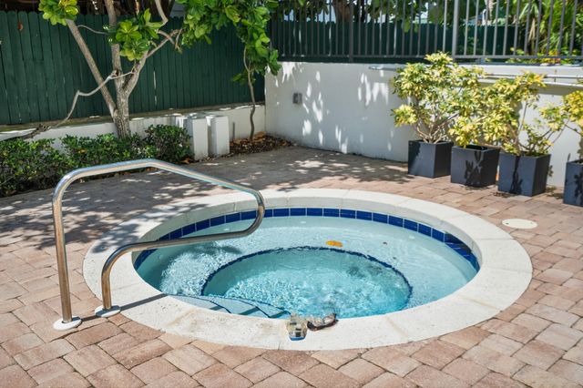 420 Celestial Way 205, Juno Beach, FL 33408