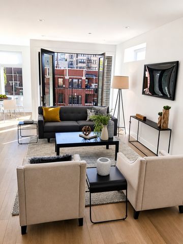 434 W melrose Street 301, Chicago, IL 60657