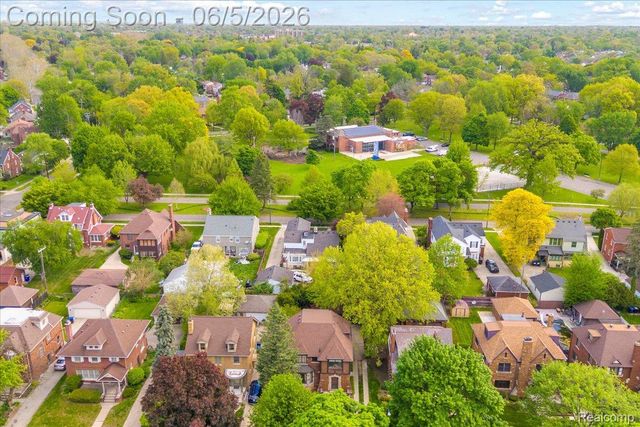 18674 Gainsborough Road, Detroit, MI 48223