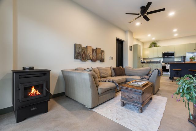 47 Camino Circular, Tijeras, NM 87059