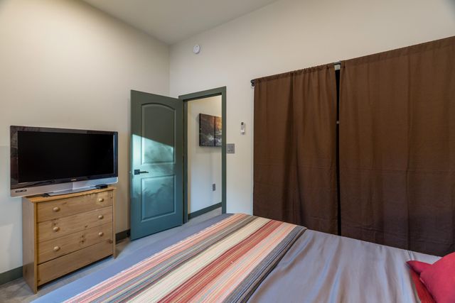 47 Camino Circular, Tijeras, NM 87059