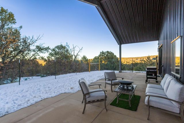 47 Camino Circular, Tijeras, NM 87059