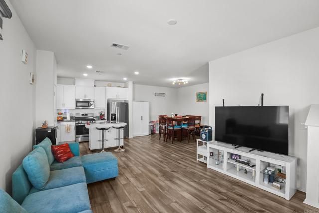 5495 Seacliff Place 116, San Diego, CA 92154