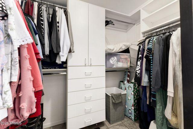 7173 W TRAILS Drive, Glendale, AZ 85308