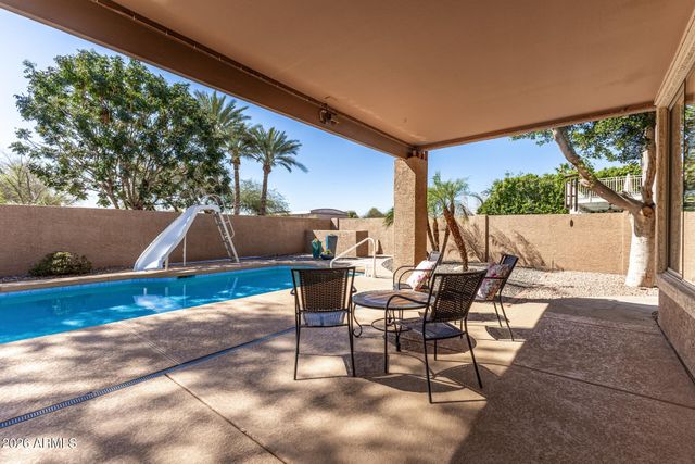 7173 W TRAILS Drive, Glendale, AZ 85308