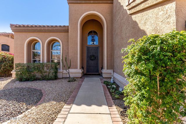 7173 W TRAILS Drive, Glendale, AZ 85308