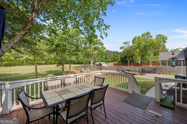 656 Clubland Circle SE, Conyers, GA 30094