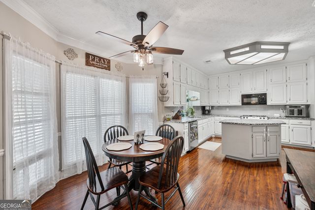 656 Clubland Circle SE, Conyers, GA 30094