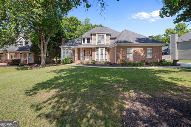 656 Clubland Circle SE, Conyers, GA 30094