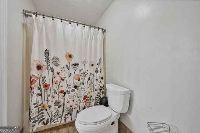 656 Clubland Circle SE, Conyers, GA 30094