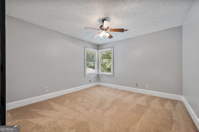 656 Clubland Circle SE, Conyers, GA 30094