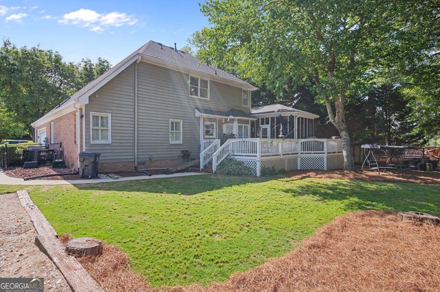656 Clubland Circle SE, Conyers, GA 30094