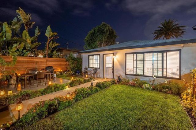 376 378 Acacia Drive, Carlsbad, CA 92008