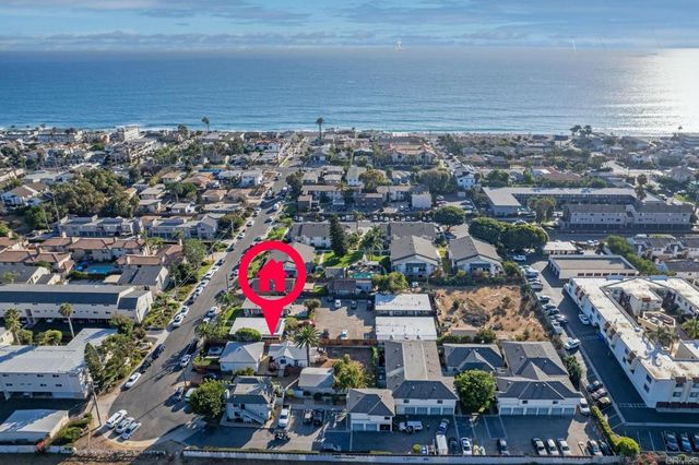 376 378 Acacia Drive, Carlsbad, CA 92008