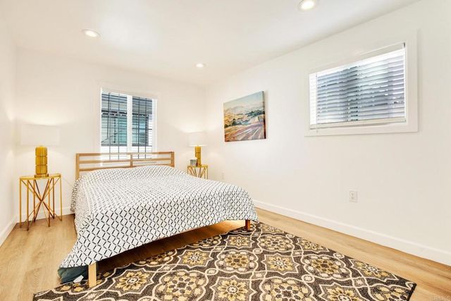 376 378 Acacia Drive, Carlsbad, CA 92008