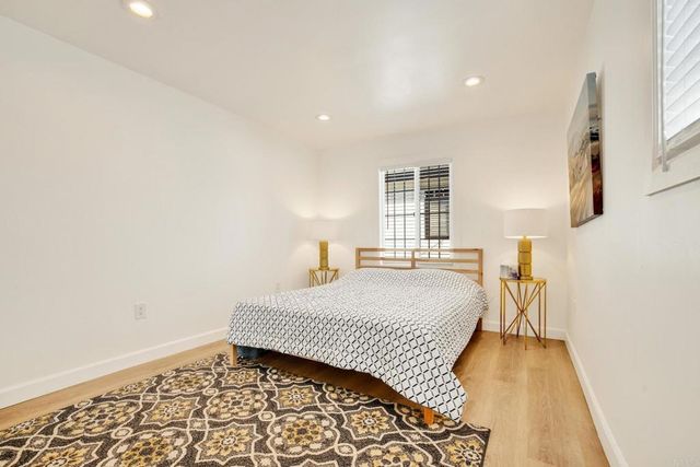 376 378 Acacia Drive, Carlsbad, CA 92008