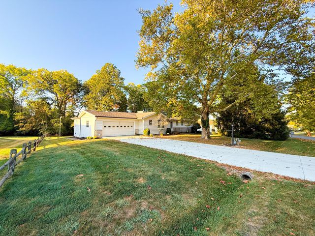 3335 Sycamore Knoll Drive, Columbus, OH 43219