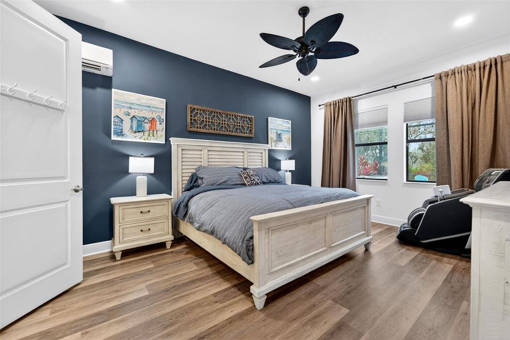 Image 51 of property listing at 4410 BALTRY COURT, Bradenton, FL 34211