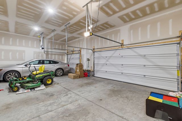 4732 Rock House Rd, Portland, TN 37148