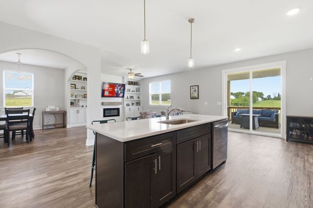 4732 Rock House Rd, Portland, TN 37148