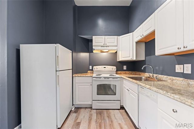 1916 Menard Street, St Louis, MO 63104