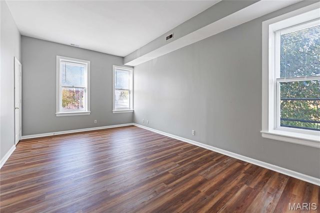 1916 Menard Street, St Louis, MO 63104