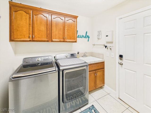 2161 Tiawah Avenue, Pahrump, NV 89048