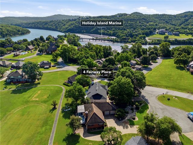 4 Fairway Place, Holiday Island, AR 72631