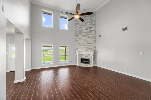 8206 Shady Grove Street, Baytown, TX 77523