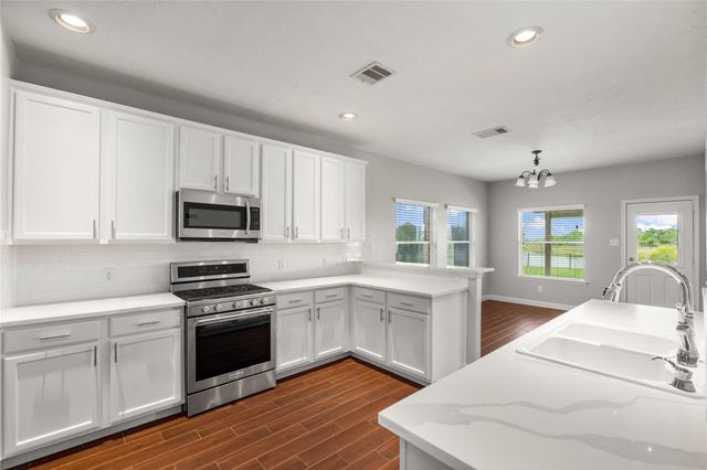 8206 Shady Grove Street, Baytown, TX 77523