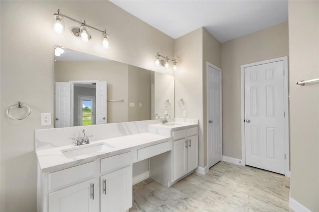 8206 Shady Grove Street, Baytown, TX 77523