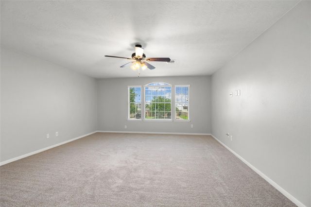 8206 Shady Grove Street, Baytown, TX 77523