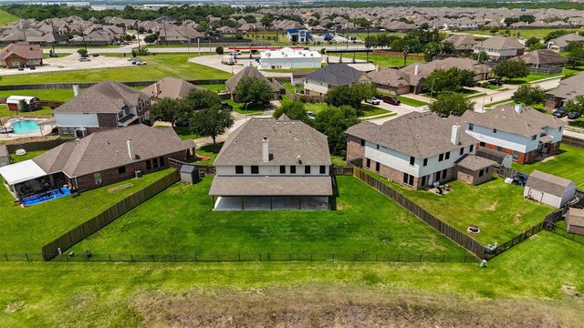8206 Shady Grove Street, Baytown, TX 77523