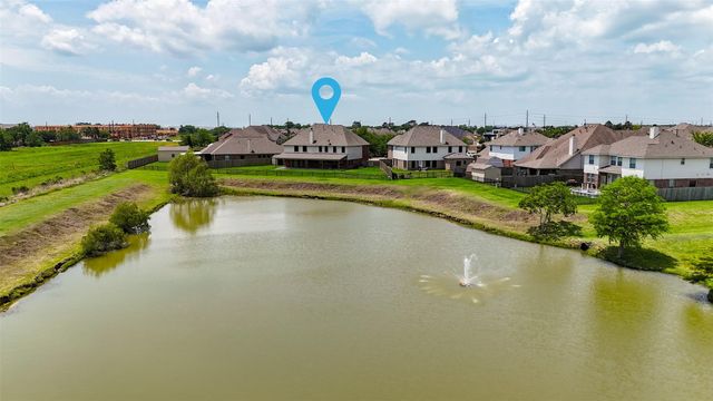 8206 Shady Grove Street, Baytown, TX 77523