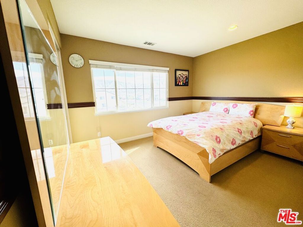 Image 18 of property listing at 8150 Julie Court, Hesperia, CA 92345