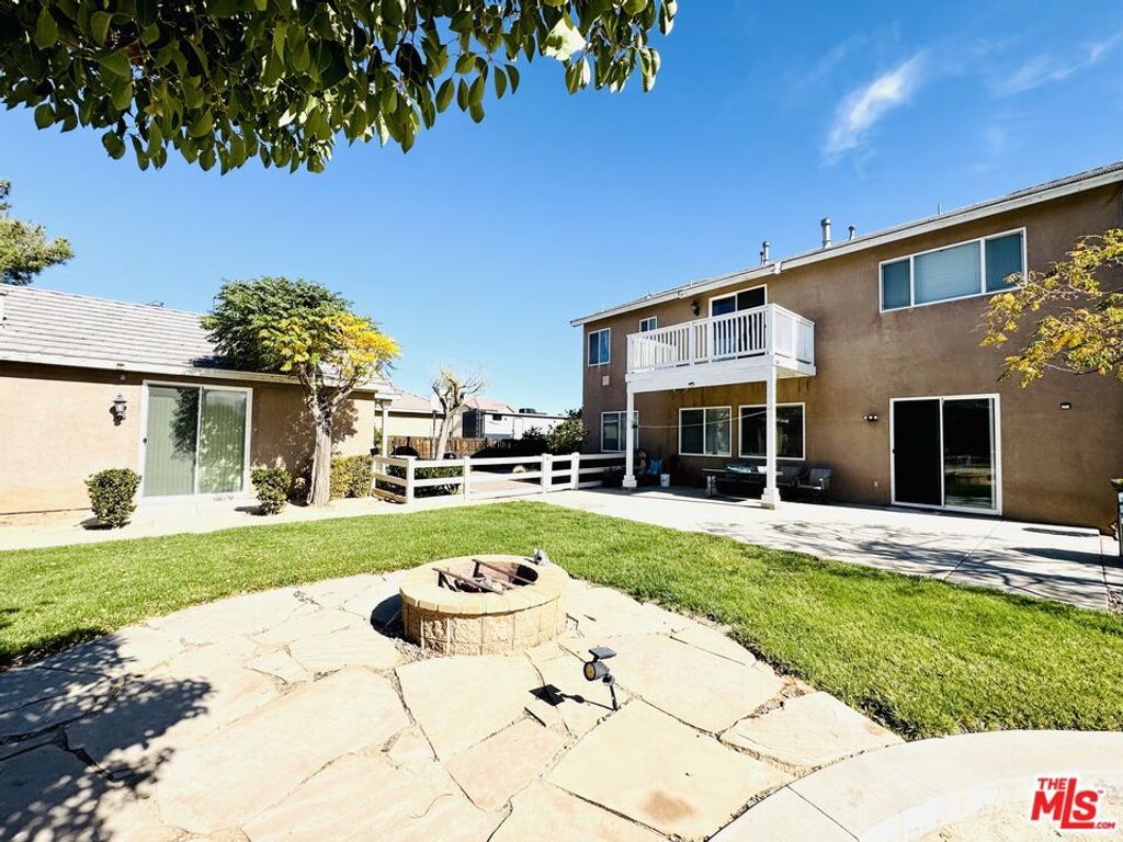 Image 29 of property listing at 8150 Julie Court, Hesperia, CA 92345