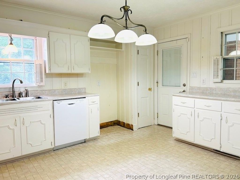3106 Rowland Avenue, Lumberton, NC 28358 — photo 29