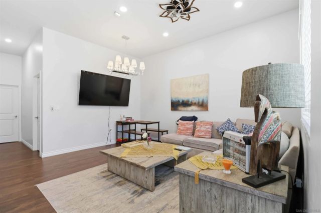 1804 Vista De La Montana, El Cajon, CA 92019