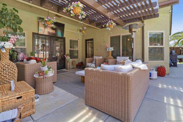 1804 Vista De La Montana, El Cajon, CA 92019