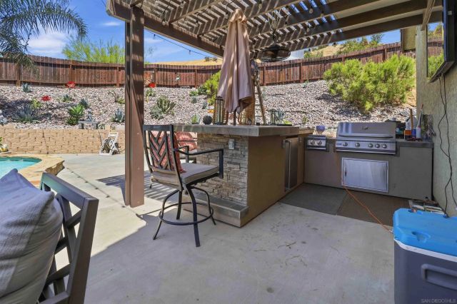 1804 Vista De La Montana, El Cajon, CA 92019
