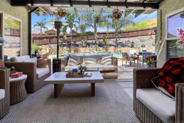 1804 Vista De La Montana, El Cajon, CA 92019