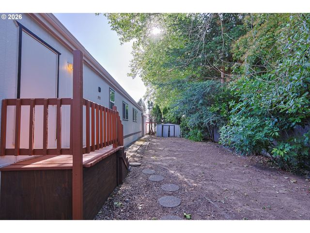 8300 Ne QUATAMA St 139, Hillsboro, OR 97006